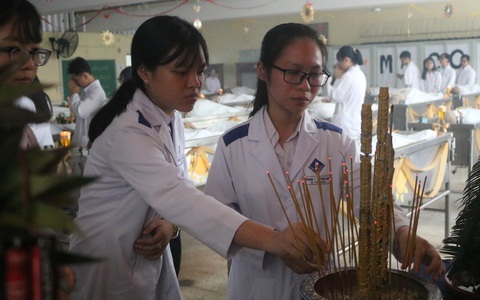 Thiếu người hiến thi hài, trường y gặp khó khi dạy