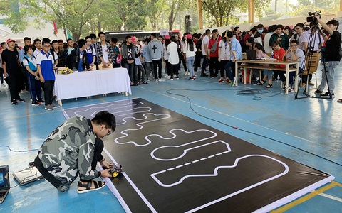 Giáo dục đại học: vào mở, ra đóng