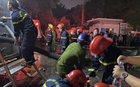 Vụ cháy tòa nhà dầu khí ở Thanh Hóa: 2 người chết, 13 người nằm viện