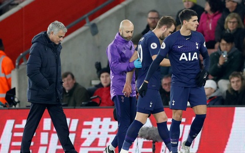 Tottenham gục ngã trên sân Southampton ngày đầu năm
