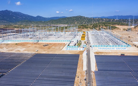 Ninh Thuận đề xuất ưu tiên khai thác tối đa dự án điện mặt trời 450 MW