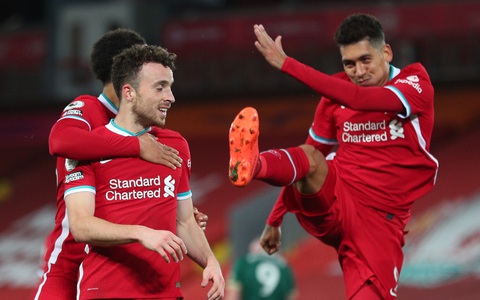 Thắng ngược Sheffield, Liverpool bắt kịp đội đầu bảng Everton