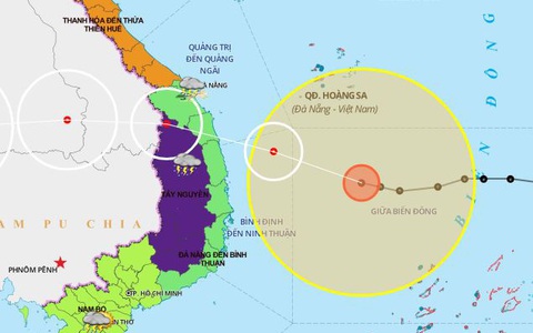 Bão số 9 tiến gần vào bờ biển miền Trung
