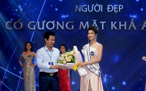 Tước danh hiệu Người đẹp du lịch Quảng Bình vì nghĩ cơ quan chức năng 'im lặng là đồng ý'?