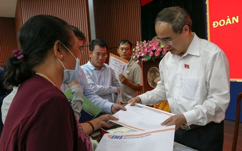 TP.HCM: điều chuyển cán bộ khi không được dân tín nhiệm