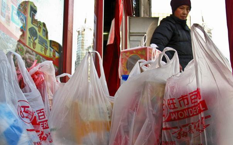 Trung Quốc siết việc sử dụng đồ nhựa một lần, bắt các công ty báo cáo