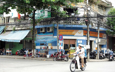 Vì sao chưa thể di dời nhà tập thể xuống cấp ?