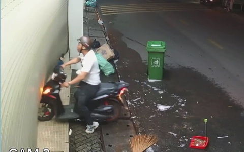 Thanh niên đánh vợ 'cắm đầu', dọa chém nhóm nhân viên bị xử lý hành chính