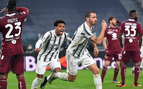 Bonucci ghi bàn phút 89, Juventus ngược dòng kịch tính tại derby Turin