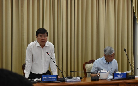 'Mai mốt hưu, làm doanh nghiệp, mấy ông mới thấy bức xúc như thế nào'