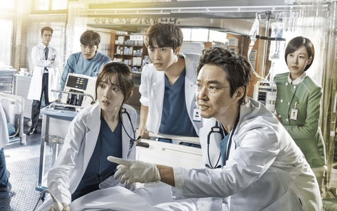 Dr Romantic 2: Cuộc chiến bảo vệ y đức