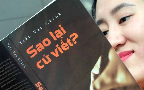 Tập sách của Trần Văn Chánh: Sao lại cứ viết?