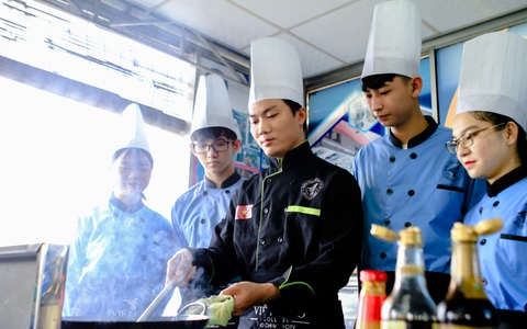 Quản trị Bếp - Ẩm thực: trải nghiệm nghề nghiệp và đảm bảo tương lai
