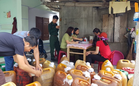 Phát hiện gần 1.000 lít dầu DO không rõ nguồn gốc