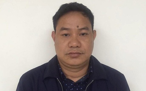 Tạm giữ người trực tiếp đốt hàng chục mét pháo mừng đám cưới