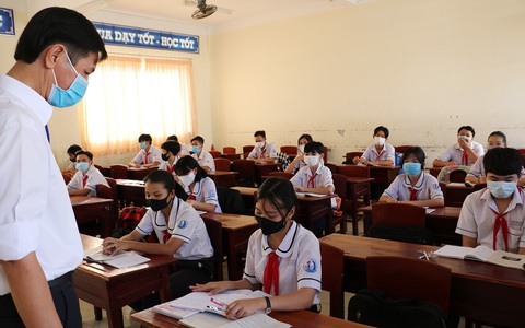 TP.HCM sẽ lập vách ngăn trong suốt giữa các bàn học?