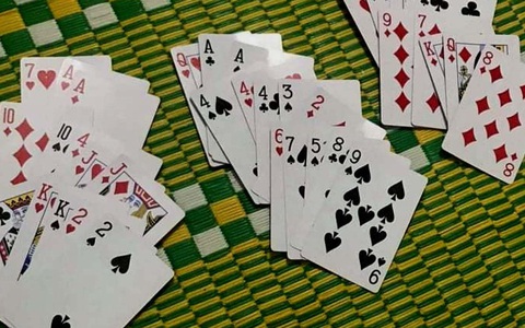 Vợ nguyên lãnh đạo Cục Thuế Quảng Trị bị khởi tố vì ‘gá bạc’