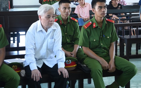 Giảm án cho cựu chánh án Tòa án nhân dân tỉnh Phú Yên