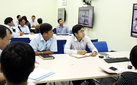 Thuê hiệu trưởng đại học có được không?