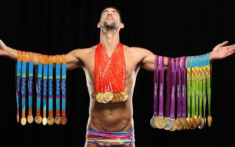 Michael Phelps được chọn là vận động viên xuất sắc nhất thế kỷ 21