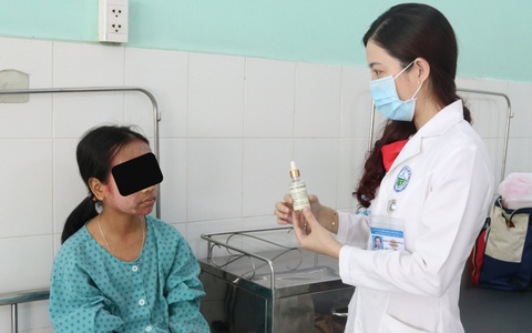 'Thay da sinh học collagen' chỉ 65 ngàn, thiếu nữ nhận được làn da lở loét