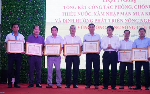 Xâm mặn cao hơn 2016 nhưng giảm bớt thiệt hại nhờ chủ động