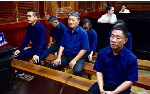 Phúc thẩm vụ án Hứa Thị Phấn: Bà Phấn xin giảm án, ông Danh đòi đất đai