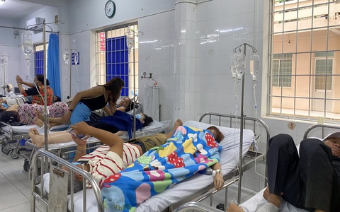 Công ty thuốc trừ sâu tổ chức tiệc, cả trăm người 'trúng thực'