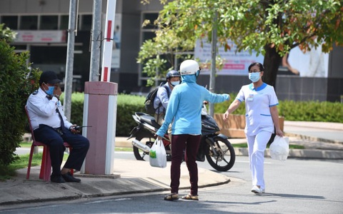 Bệnh viện Quốc tế City ngưng nhận bệnh nhân mới đến trước 3-8