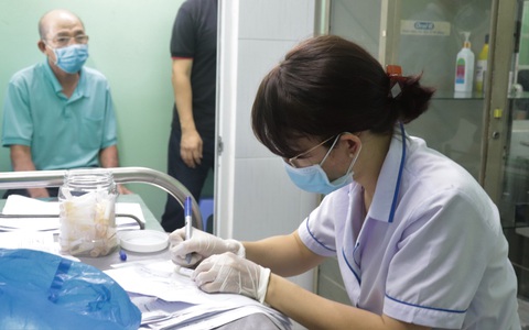 Ngày 12-8, TP.HCM dứt điểm xét nghiệm COVID-19 người từ Đà Nẵng về
