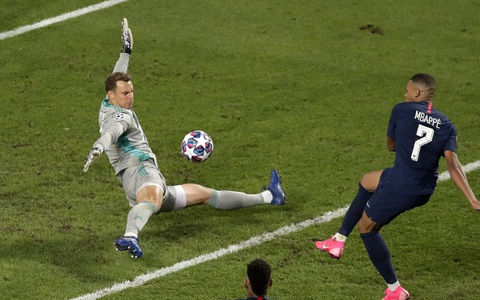 Tiền nhiều, PSG chỉ mua được Neymar, sao mua nổi Neuer!