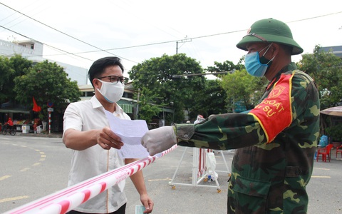 Việt Nam đang trong 'thời gian vàng' dập COVID-19, cần phải làm gì?