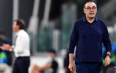 Bị loại ở Champions League, Juventus sa thải Sarri