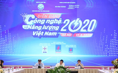 Đồng bộ hệ thống chính sách tạo đà phát triển công nghệ và năng lượng.