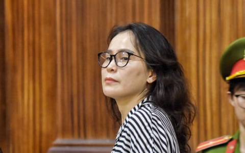 Bị cáo Lê Thị Thanh Thúy: 'Một phụ nữ như tôi làm sao tác động được cả hệ thống?'