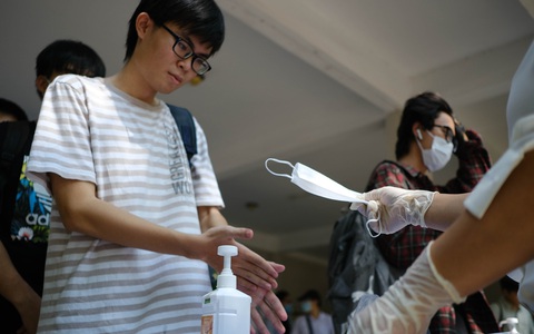 Đà Nẵng: thí sinh đi cấp cứu buổi sáng, buổi chiều lại đến phòng thi