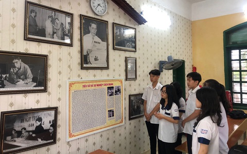 Học sinh Hải Phòng làm những 'phòng học danh nhân' Nguyễn Văn Linh, Văn Cao...