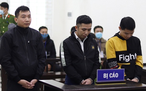 Lợi dụng ngân hàng có lỗi trong hệ thống quẹt thẻ để chiếm đoạt 1,8 tỉ đồng