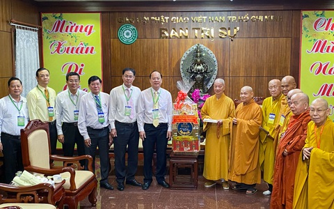 Lãnh đạo TP.HCM chúc tết Ban trị sự Giáo hội Phật giáo Việt Nam TP.HCM