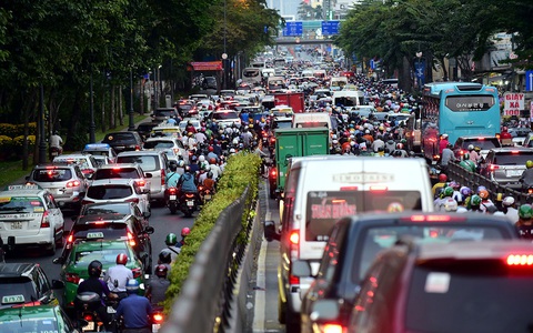 Cửa ngõ vô trung tâm TP.HCM chưa thông vì thiếu mặt bằng
