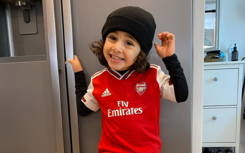 Arsenal chiêu mộ 'tiểu Messi'