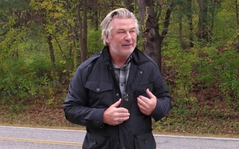 Alec Baldwin lên tiếng sau sự cố bắn chết đồng nghiệp: Sự cố 1 trong 1.000 tỉ tập phim