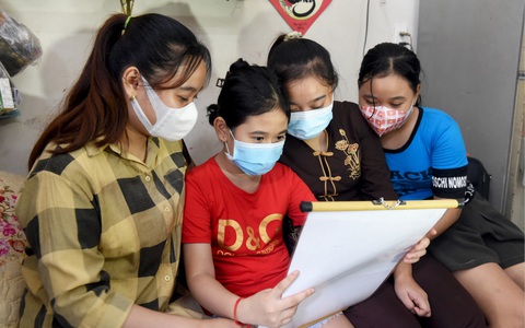 Tưởng niệm nạn nhân mất vì COVID-19 và những bài học