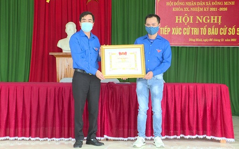 Đi đường nhặt được 400 triệu đồng, tìm người đánh rơi để trả lại
