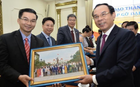 Phát huy nguồn lực Việt ở nước ngoài