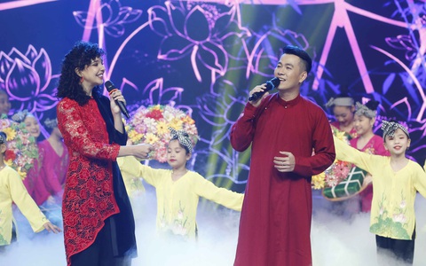 Đón tết cùng VTV 2021: Alushka Linh đi theo bóng mặt trời