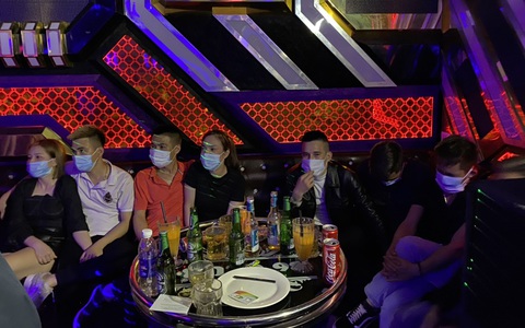 Phát hiện 28 người dương tính với ma túy trong một quán karaoke
