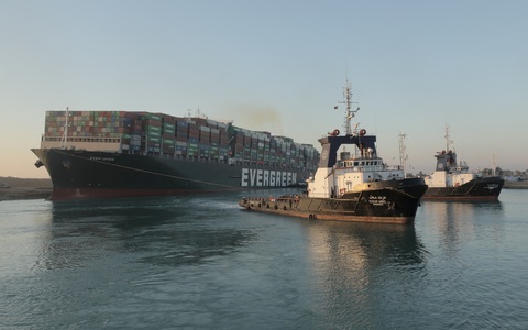 Toàn cảnh vụ giải cứu tàu container gây tắc nghẽn kênh đào Suez