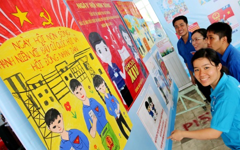 Diễn viên Lê Minh Thành, nhà văn Nguyễn Công Liệt rút tên ứng cử Quốc hội và HĐND TP