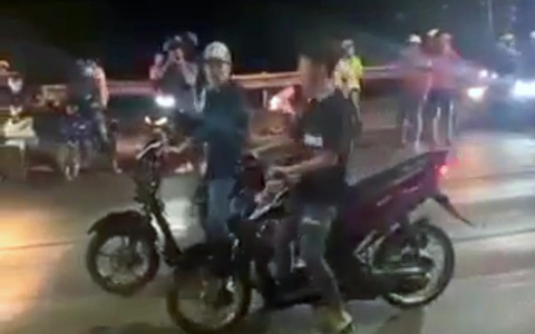 Tạm giữ 10 xe máy sau vụ chặn quốc lộ 51 để đua xe